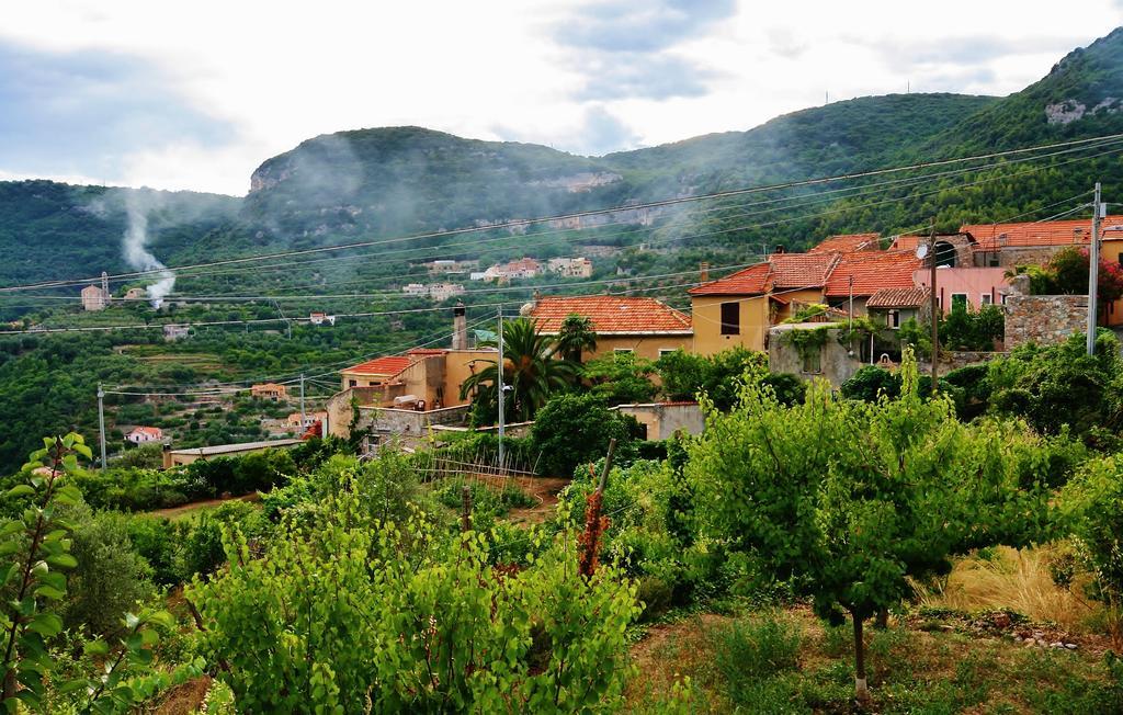 Agriturismo Barilaro Finale Ligure Zewnętrze zdjęcie